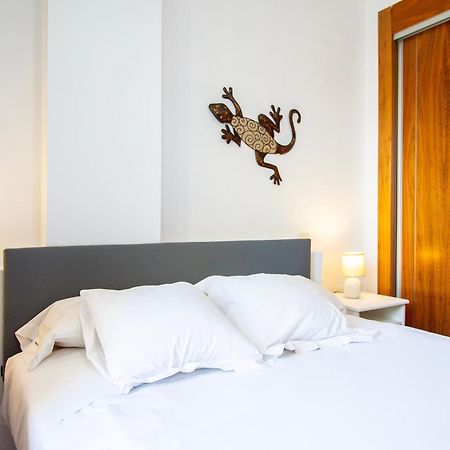 Apartamentos Adelfas Madrid Extérieur photo