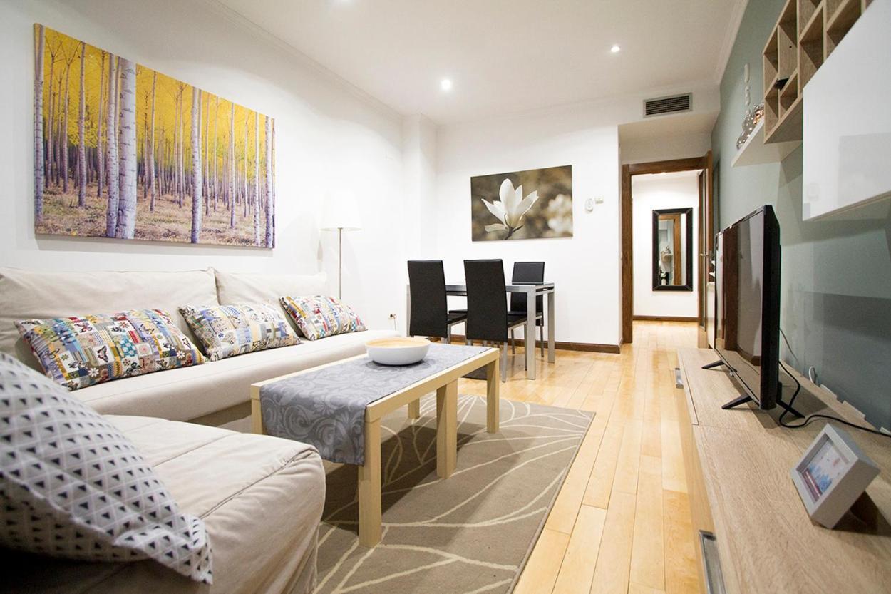 Apartamentos Adelfas Madrid Extérieur photo