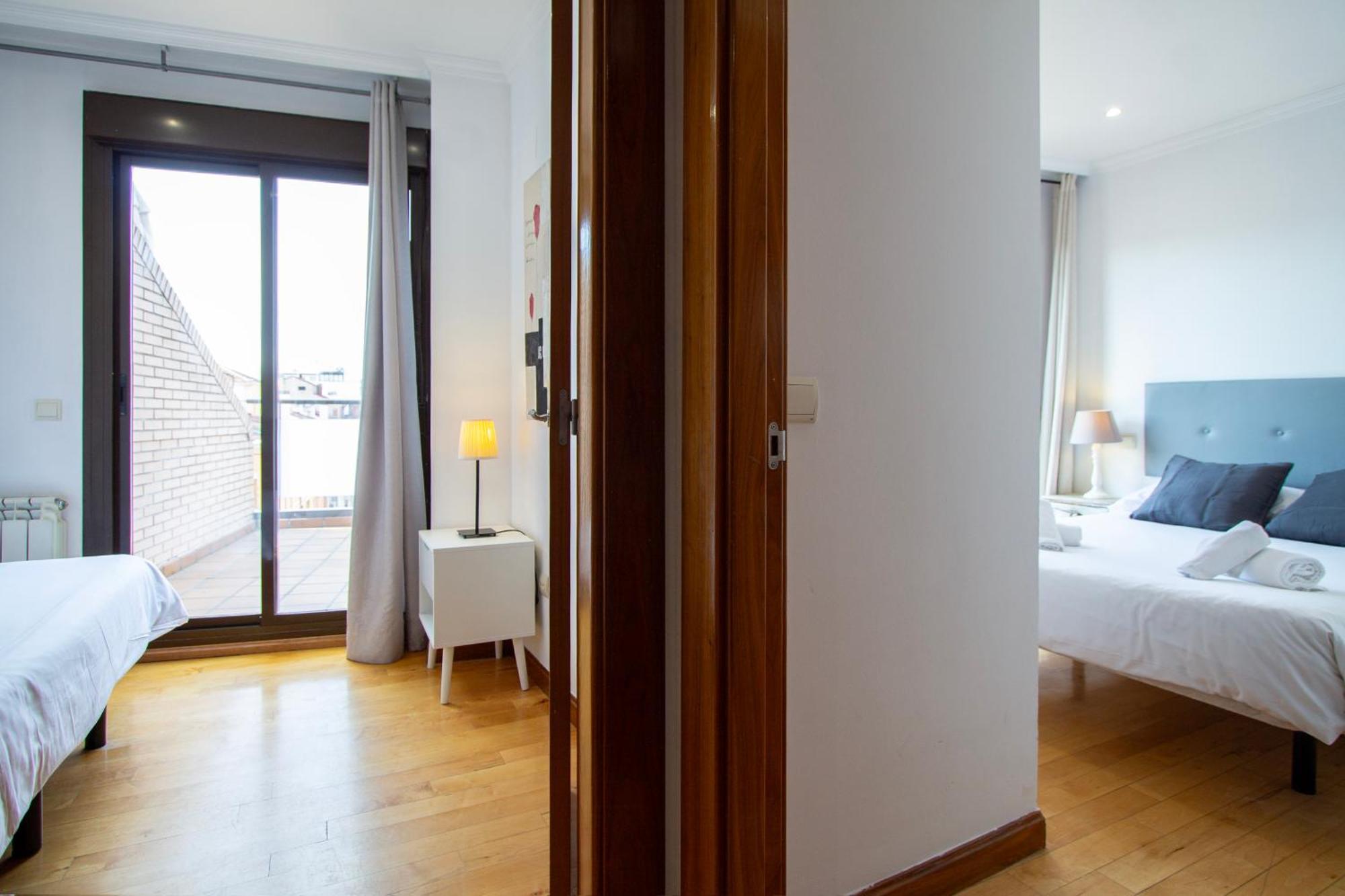 Apartamentos Adelfas Madrid Extérieur photo
