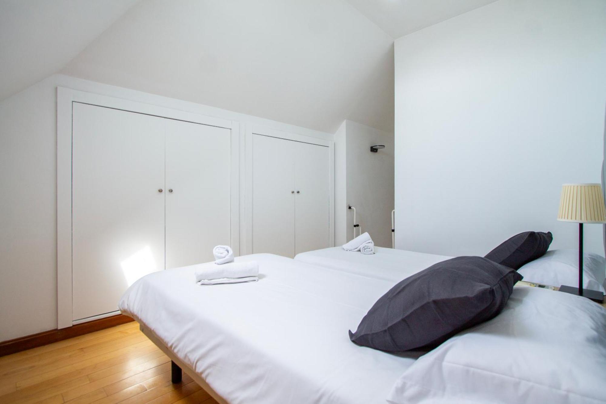 Apartamentos Adelfas Madrid Extérieur photo